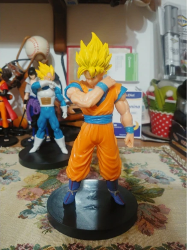140 - Dragon Ball Figure